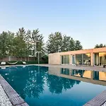 Hostie - The Mango Buddha Luxury Farm Villa